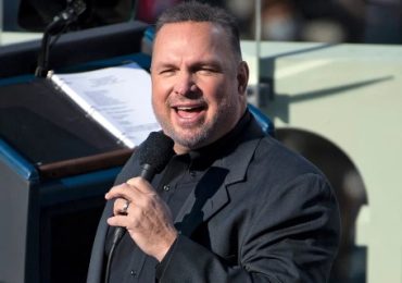 Garth Brooks Net Worth Earnings Vs Wife Trisha Yearwood