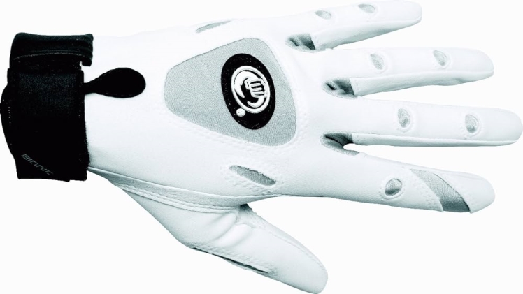 The Impact of Tennis Gloves on Technique
