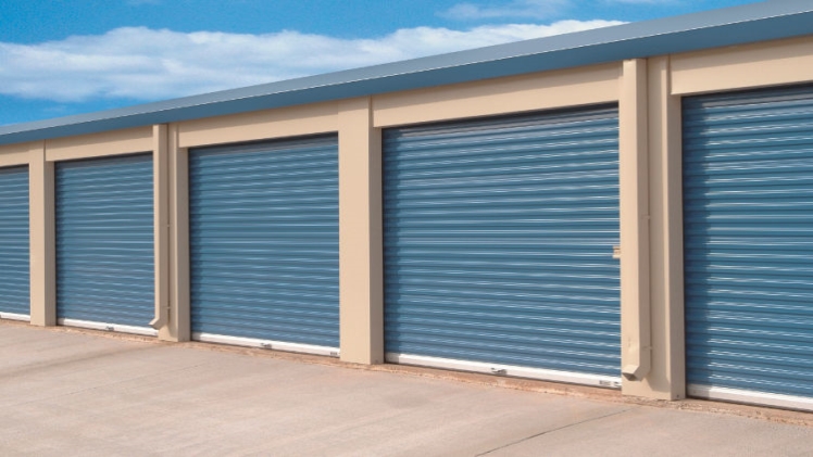 How To Maximize Functionality And Features Of Roll-up Doors?